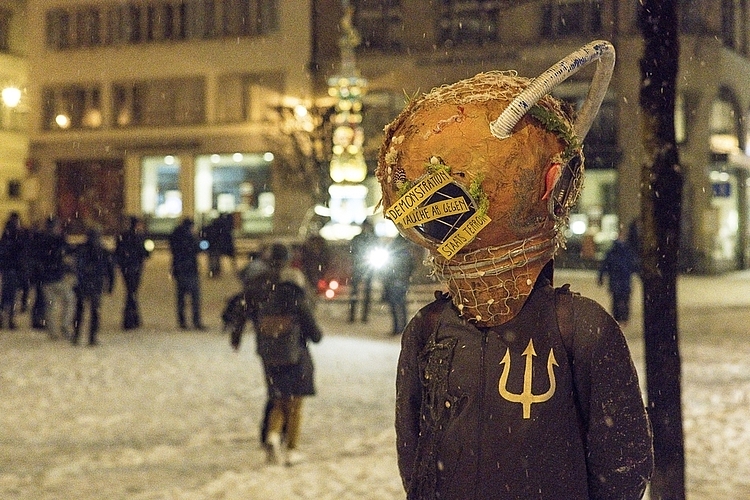 Stefan Vogel war mit seinem Grind am Schmudo bereits um 4 Uhr früh in der Altstadt unterwegs.