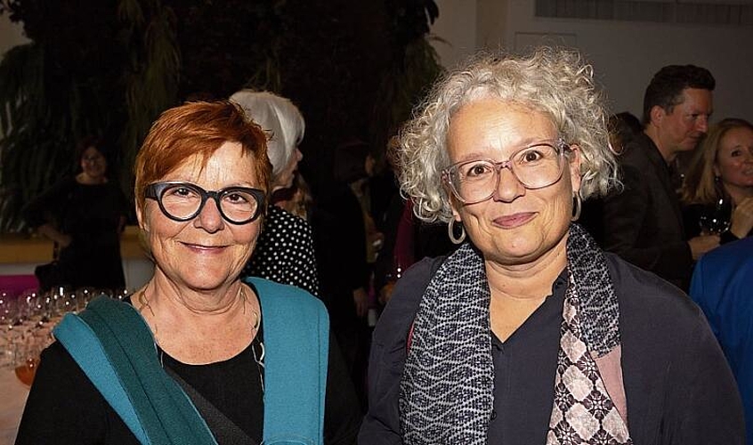 Alt Stapi Urs W. Studer mit Ehefrau Susi, auf dem Bild mit dem Leiter Kulturförderung des Kantons Luzern, Stefan Sägesser.