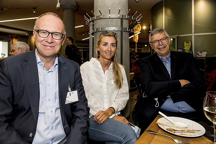 Die Mitverfasser des neuen Buchs «In die Höhle des Löwen», Giulia Schiess und Jürg Stadelmann (r.), diskutierten mit Martin Merki, Stadtrat Luzern.