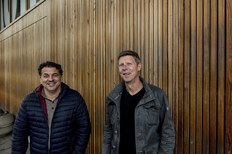 Die beiden ehemaligen Spieler Luigi De Rosa (links) und Adrian Spaar würden sich freuen, wenn ihre Mannschaft gewinnen würde und ergänzen: «Sicher auch heute.»