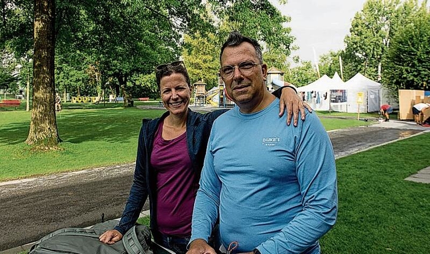Sandra und Roberto Gago haben sich im Hallenbad und im See für die Überquerung vorbereitet.