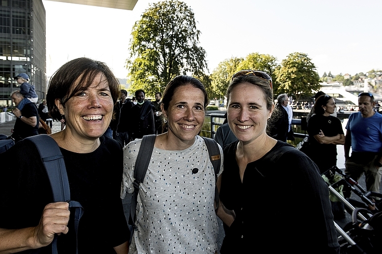 Die drei «Meile»-Töchter sind stolz auf ihren Vater. Von links: Regula Walser, Franziska Meile und Andrea Lehmann.
