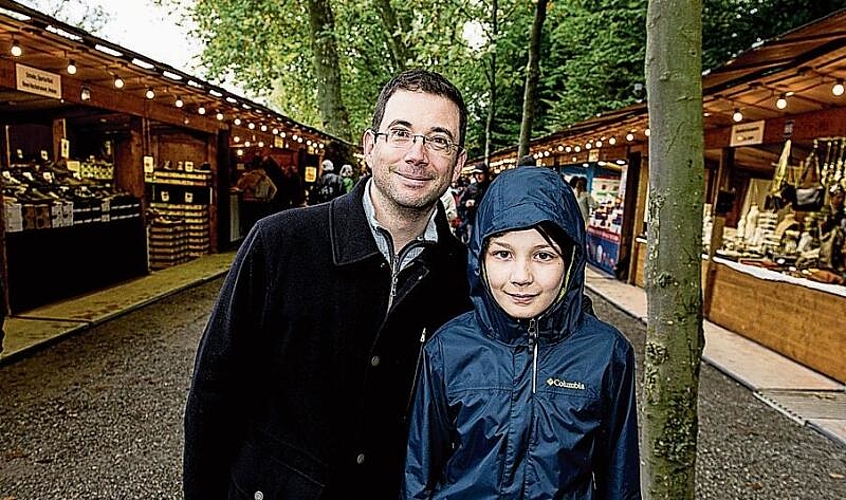Christoph und Jeffrey Lingg waren froh, konnten sie wieder Magenbrot und Riesenrad geniessen.