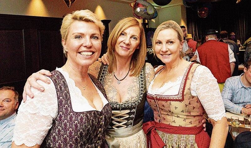 Von links: Für Sandy Oppliger als Bronzesponsor von Electrolux, Manuela Streuli und Manuela Bernegger war es Einstimmung zur Fasnacht.