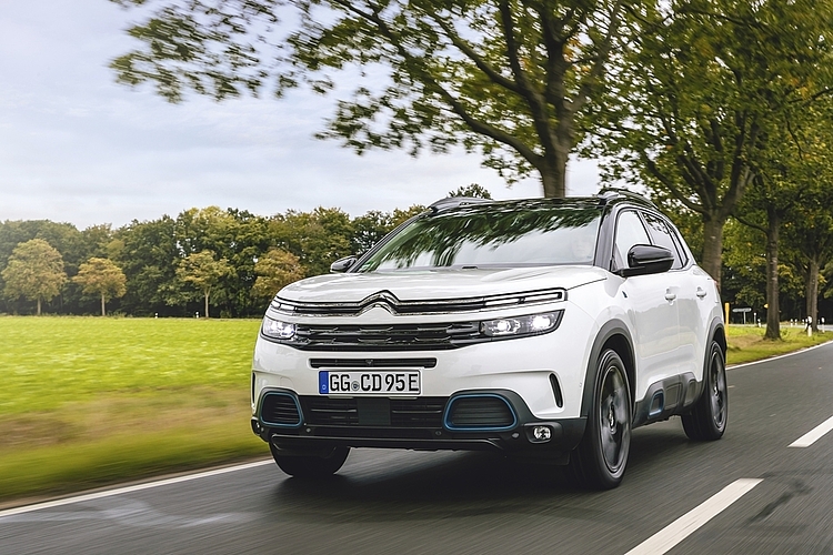 Der neue Citroën konzentriert sich auf den Komfort anstatt auf die Sportlichkeit. Bilder: PD
