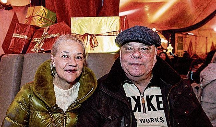 Verena Ryser und Michele Valles. Seit 30 Jahren war Michele nicht mehr im Zirkus gewesen. Am Samstag freigehabt zu haben war ein Grund, einen schönen Abend zu geniessen.