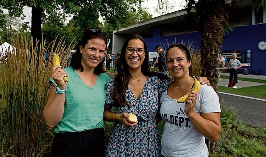 Von links: Juliette Kopp, Danlene Konrads und Priska Etter hatten gegoogelt und gehört, dass man vorher etwas Leichtes essen sollte.