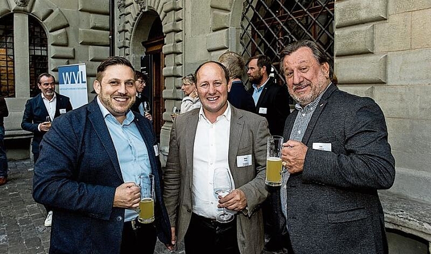Von links: Andreas Duss, BDO AG, Dieter Haller, Parteipräsident SVP,