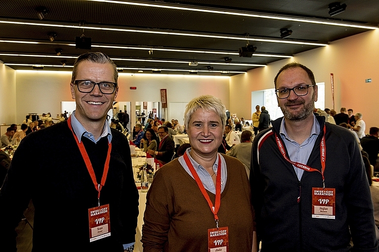 Von links: Ivan Studer, Einwohnerrat Horw, Anita Burkhardt-Künzler, Einwohnerratspräsidentin Kriens, und Stefan Maissen, Einwohnerratspräsident Horw.