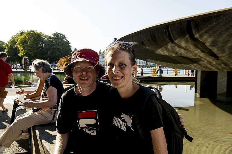 Andreas und Nicole Hesselmeyer. Andreas als Neu-Schweizer (frisch eingebürgert) genoss die Ansprachen in Luzern.