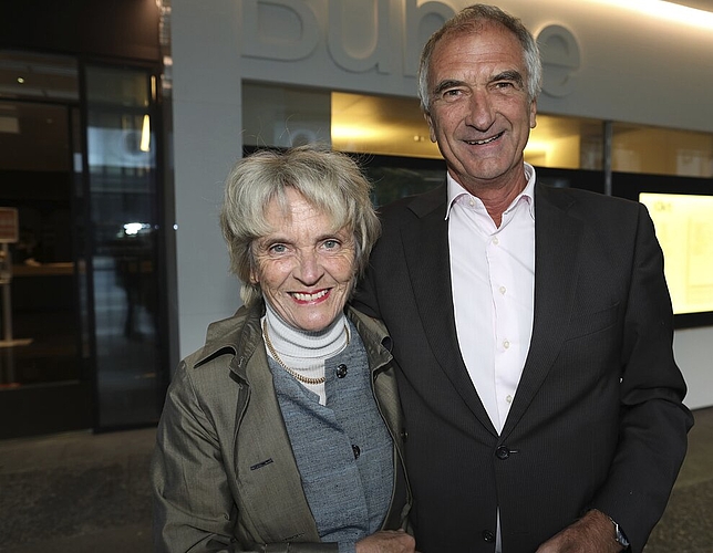 Mitglieder des LT-Beirats sind natürlich zugegen an der verheissungsvollen Premiere: Jürg und Sibylle Meyer.