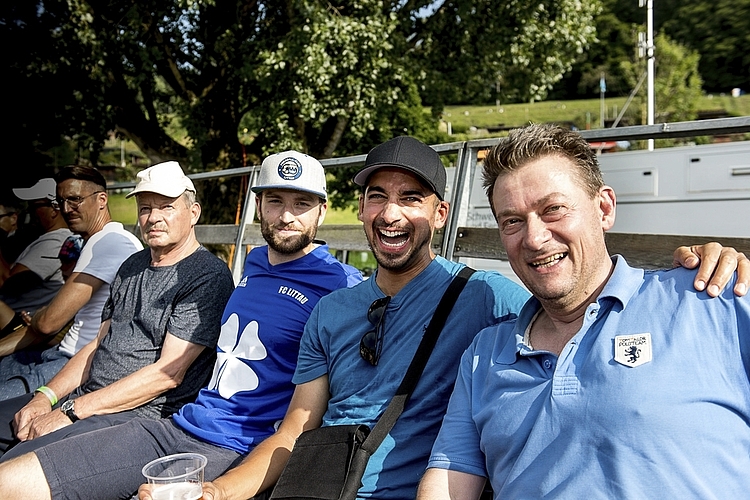 Stefan Roth, zusammen mit Sabine Lötscher, Lötscher-Plus-Gruppe, Hans Büchli, letzter Gemeindeschreiber Littau, und Seppi Fries, Präsident Aktives Alter Littau (von links).