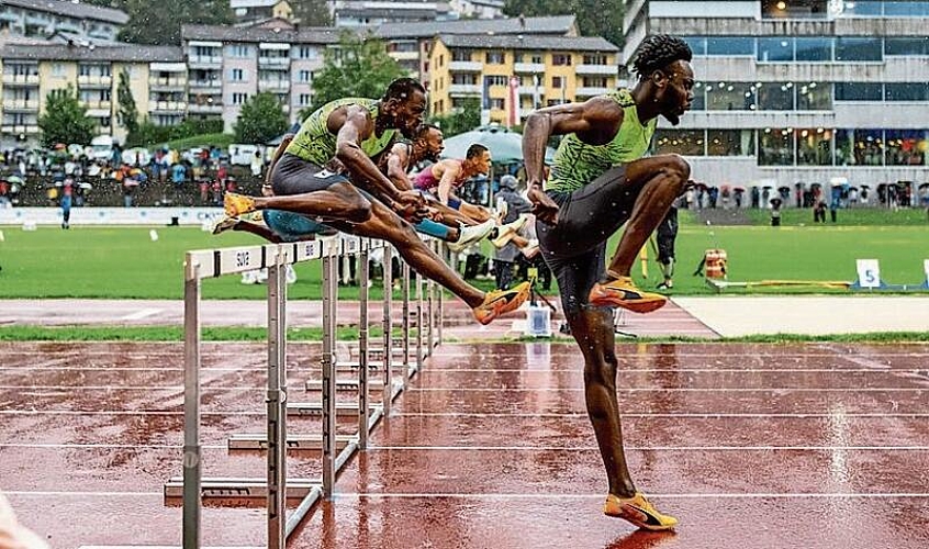 Von links: Jost Huwyler, Präsident Swiss City Marathon, Claudia Bachmann und Raffael Steger genossen den familiären Anlass und sprachen sogar vom tollsten Event Luzerns.