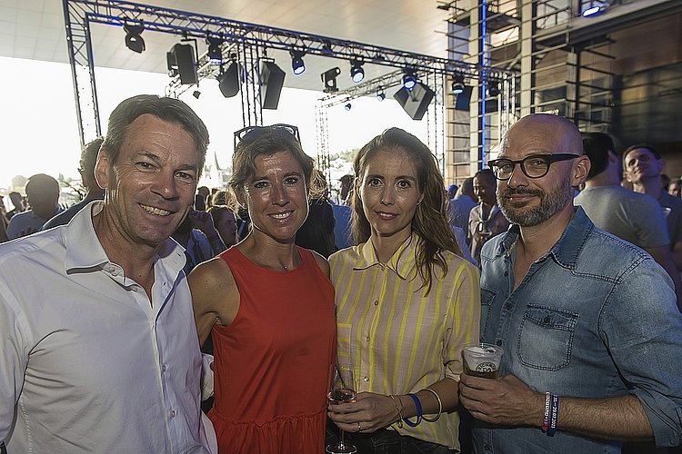 Von links: Felix und Regula Howald, VR Präsident KKL-Luzern, Bi Von links: Felix und Regula Howald, VR Präsident KKL Luzern, Bianca Schmidt und Mattias Leimgruber, Schmidt Sanitär & Heizung
