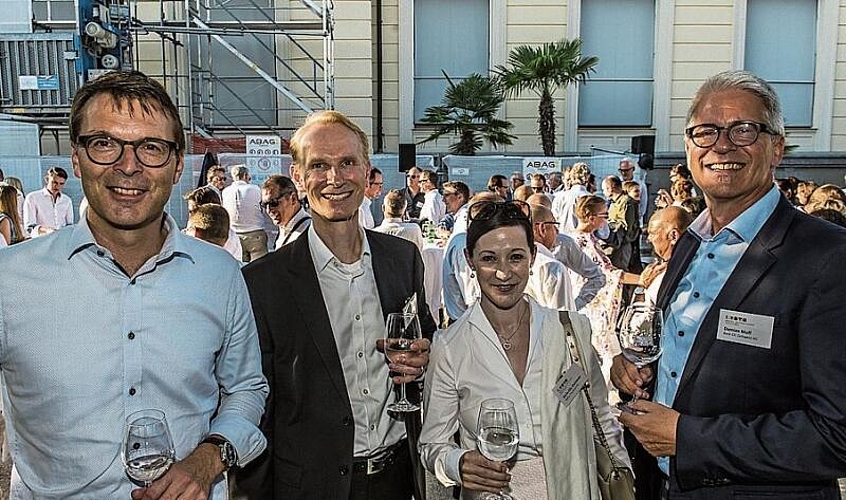 Von links: Roland Dahinden, Brunner Medien AG, Marcel und Karin Elly Steinauer, Gallus Treuhand, und Damian Muff, Bank CIC (Schweiz) AG.