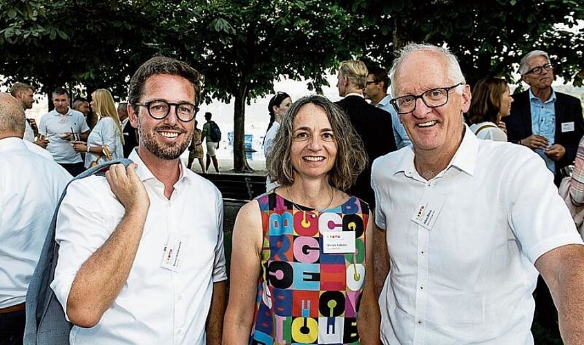 Von links: Remo Waldispühl, PWC AG, Wanda Federici, CausaMed AG, und Hans Bless, EBS Energie AG.