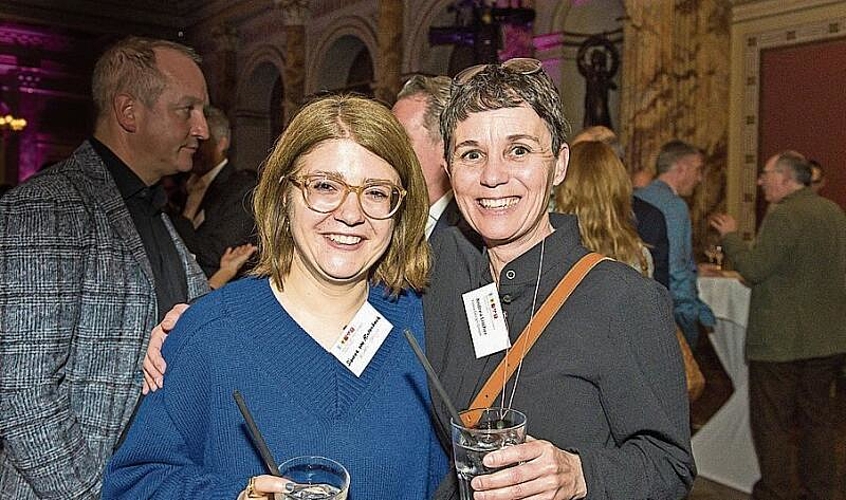 Von links: Simone von Rickenbach und Andrea Lischer von Fidea Design