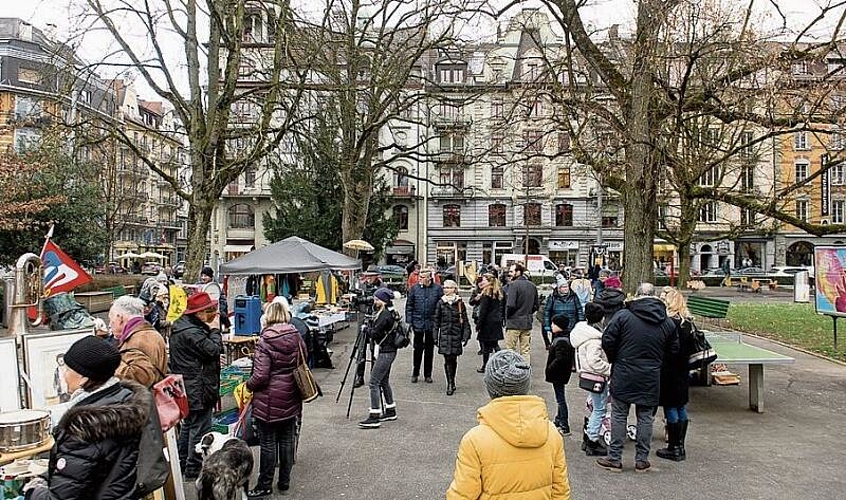 An der Fasnachtsflohmarkt-Premiere hatte es am Samstag im Vögeligärtli 15 Stände.