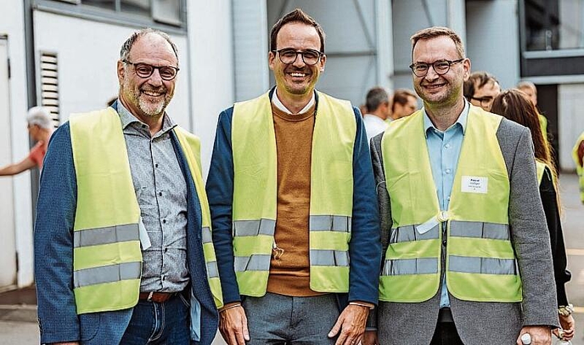 Von links: Christian Scheidegger, Christian Scheidegger Fotografie, Carlo Zgraggen,
Odermatt Zuber & Partner AG, und Pascal Häfliger, KWC Group AG. Von links: Christian Scheidegger, Christian Scheidegger Fotografie, Carlo Zgraggen, Odermatt Zuber & Partner AG, und Pascal Häfliger, KWC Group AG.