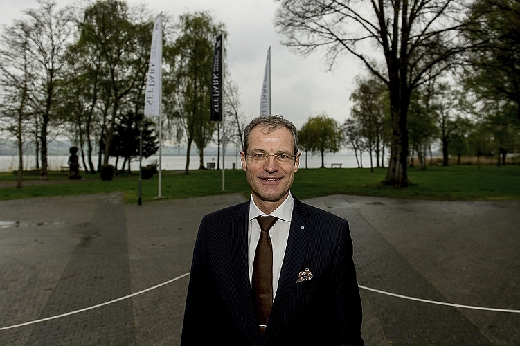 Der aktuelle Regierungspräsident des Kantons Luzern, Reto Wyss, begrüsst es, dass maximal 50 Gäste an der Veranstaltung vor Ort teilnehmen können.