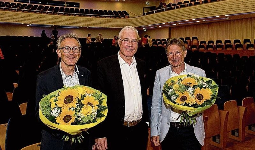 V.l.: Rico De Bona, Stiftungsrat Pro Senectute Kanton Luzern, Ruedi Fahrni, Geschäftsleiter Pro Senectute Kanton Luzern, und Bruno Poli, Verwaltungsrat Raiffeisen Nidwalden.