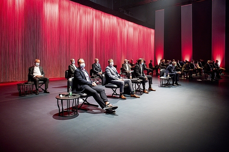 Die sechs Finalisten des SVC Zentralschweiz 2020 kurz vor der Bekanntgabe des Gewinners.