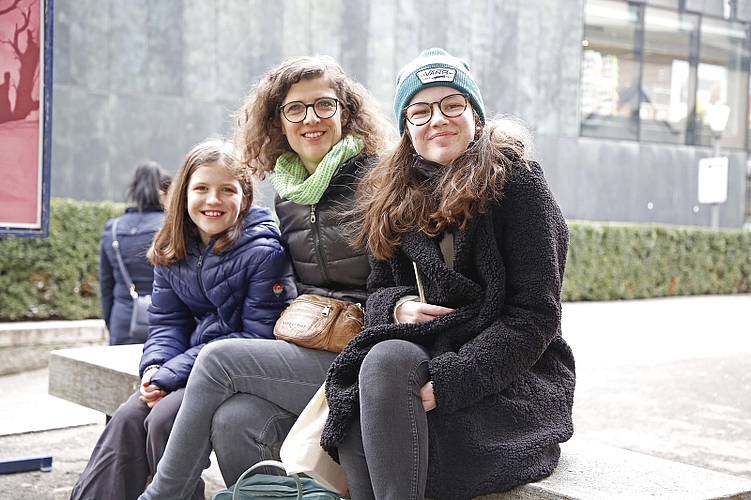 Vor allem die beiden Töchter freuten sich auf eine Shoppingtour in der Altstadt: Jill, Bettina und Liv Mäder (v. l.).