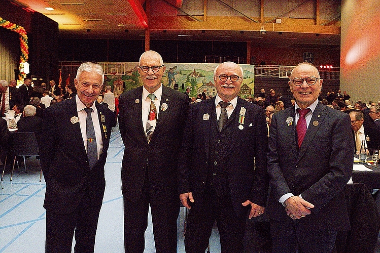 Der erweiterte Vorstand der liberalen Seniorinnen und Senioren von Kriens (von links): Ernst Zimmermann, Gallivater 97, Ernst Siegenthaler, Weibel 95, Enrico Ercolani, Gallivater 96, Seppi Birrer, Weibel 96.