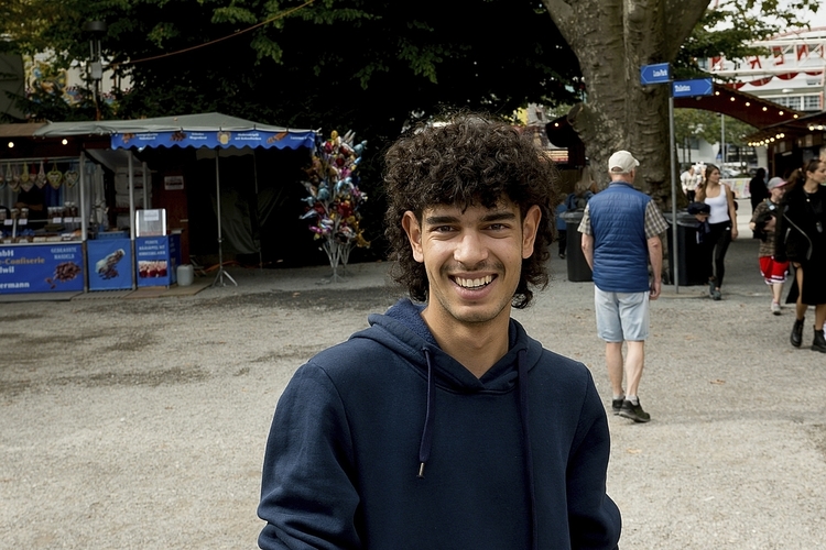 Als Zürcher kommt Adrian Wartmann gerne an die Määs zurück u Als Zürcher kommt Adrian Wartmann gerne an die Määs, und als künftiger Musikstudent wird er ohnehin bald in Luzern mehr unterwegs sein.