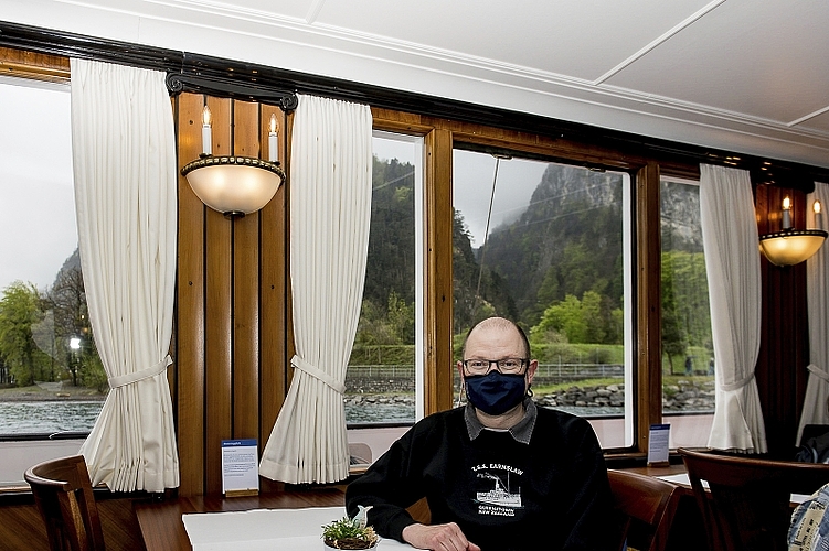 Für Daniel Eichenberger ist das Dampfschiff auch nach über 90 Jahren immer noch modern mit den grossen Salons. Die Maschine ist ein Unikat und damals Hightech gewesen, erzählt er.