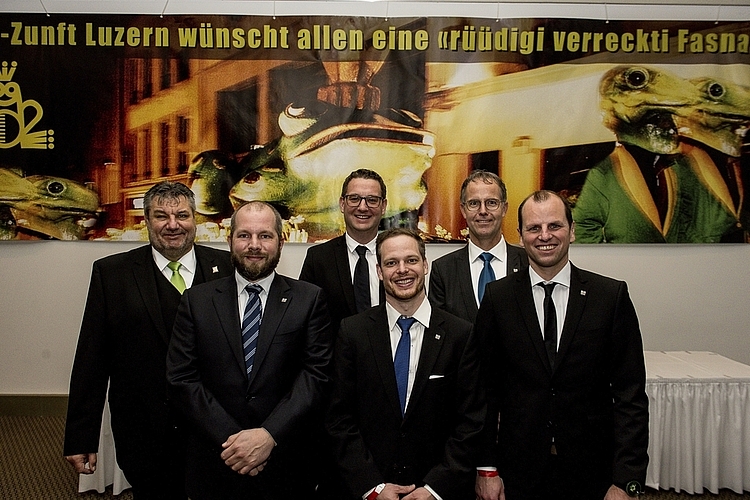 Nachwuchs der Wey-Zunft (von links): Marcel Wälti, Simon Schmid (Kandidat 2021), Patrick Häfliger, Lorenz Trüb, Bruno Galli, Benjamin Jölly (Kandidat 2021).