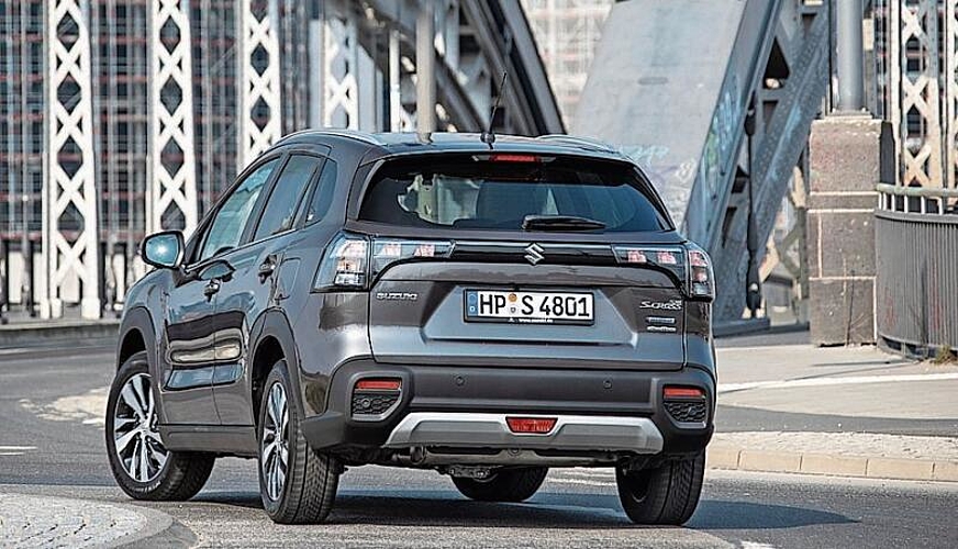 Die Preise für den Suzuki S-Cross starten bei 30990 Franken.