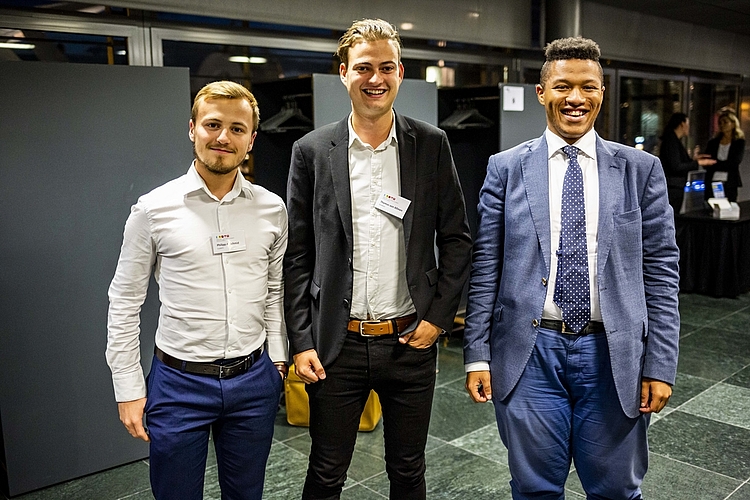 Für freisinnige Nachwuchspolitiker wie Philipp A. Schmid, Thomas von Allmen und Philippe Otou (v. l.) würde ein Ja eine verunsichernde und einschränkende Zukunft für die Jugend bedeuten.