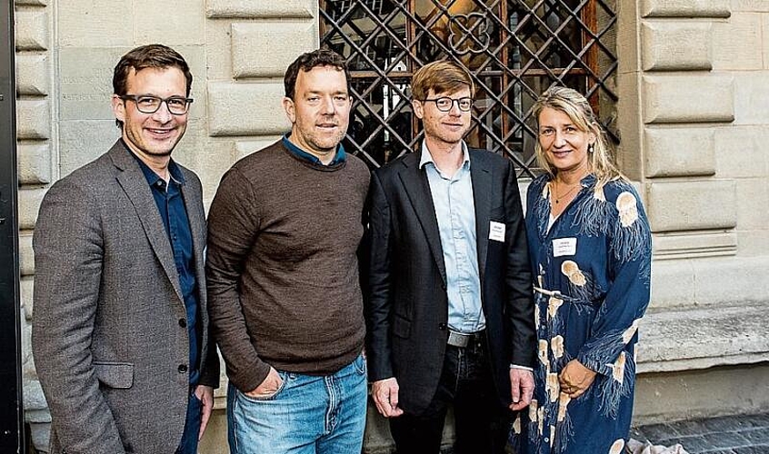 Von links: Grossstadtrat Andreas Felder (Die Mitte), Jules Gut (GLP), aktueller Grossstadtratspräsident Christian Hochstrasser (Grüne) und Grossstadträtin Christina Lütolf-Aecherli (GLP).