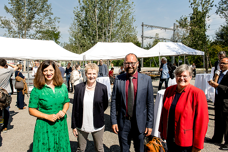 Mit Ylfete Fanaj, Kanton Luzern, Monika Barmet, Kanton Zug, René Baggenstos, Kanton Schwyz, und Therese Rotzer, Kanton Nidwalden, waren die Parlamentspräsidentinnen und Präsidenten von vier Kantonen vertreten.