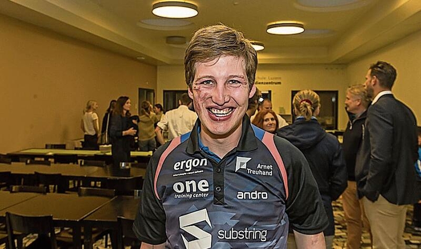 Die Kolleg:innen von Fabian Lichtin, SM-Gold, Para-Doppel, 2022, des Tischtennisclubs Rapid Luzern waren schon ins Mannschaftstraining gegangen.