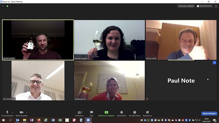 Trafen sich im Chatroom: Hendrix Müller (o. l.), Sebastian Müller AG, Monika Hegglin (IHZ), Remo Lütolf (o. r.), Ruag Holding AG, Kantonsrat Pius Kaufmann (u. l.) und Ständerätin Andrea Gmür. (u.).