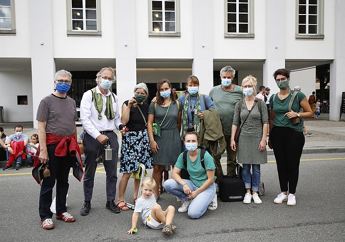 Stephan, Viktor, Ruth, Irene, Pia, Albin, Kristina und Shirin (v. l.) vom «Kulturhof Hinter-Musegg» können endlich wieder auftreten.