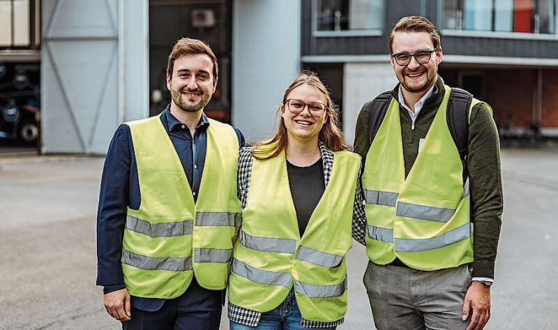 Von links: Marco Baumann, Fraktionschef und Grossstadtrat FDP, mit Anna-Sophia Spieler,
Geschäftsführerin FDP Stadt Luzern, und Oliver Petek, PWC. Von links: Marco Baumann, Fraktionschef und Grossstadtrat FDP, mit Anna-Sophia Spieler,
Geschäftsführerin FDP Stadt Luzern, und Oliver Petek, PWC.