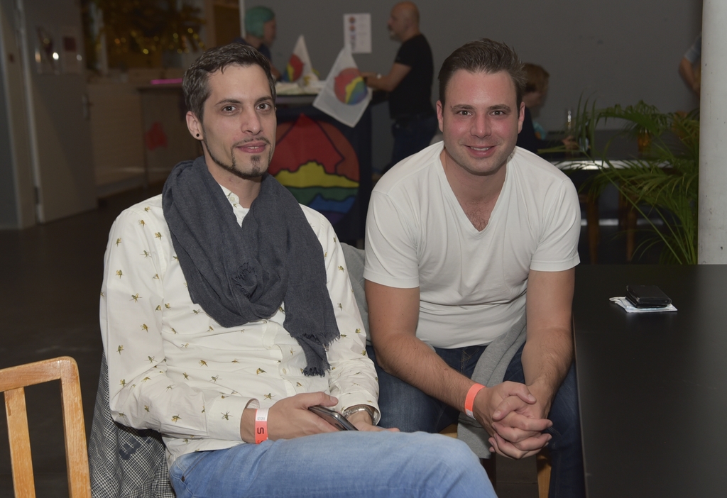 Iris Vogel und Benjamin Tschupp meinten, dass die Infoveranstaltung eine gute Aufklärung für Eltern von LGBTQIA+-Personen sein könnte.