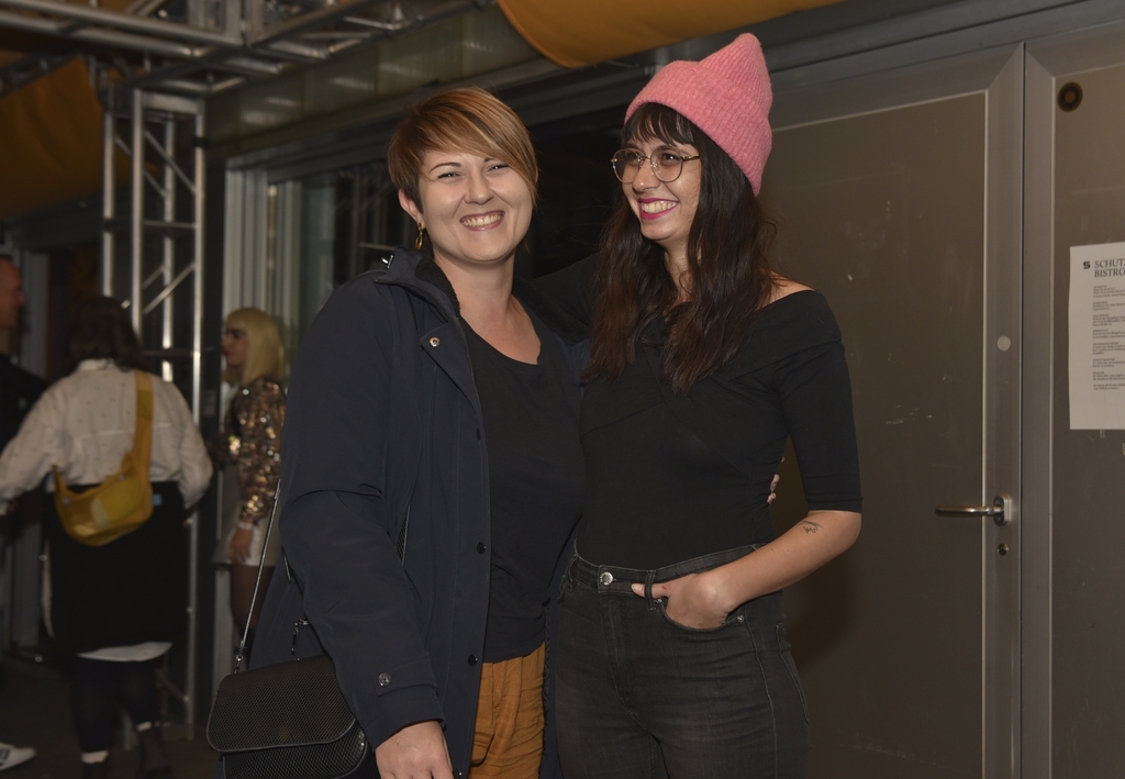 Yvonne Zigerlig (links) und Janine Zopp fanden die Infoveranstaltung sehr aufschlussreich und freuten sich auf die Show.
