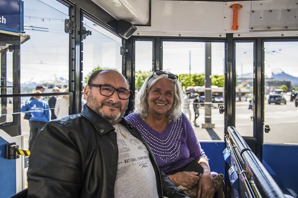 Echte Luzerner sind Hanspeter Thürig und Eva Zibung. Dennoch war die Tour im City-Train am Samstag eine Premiere.