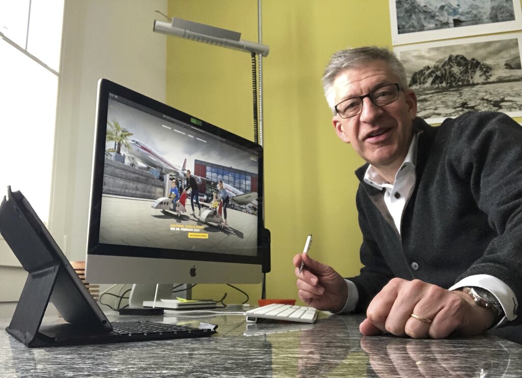 Verkehrshaus-Direktor Martin Bütikofer findet: «Zu Hause kann ich gut arbeiten, aber ich vermisse meine Verkehrshaus-Crew und die leuchtenden Augen der Besucherinnen und Besucher.»