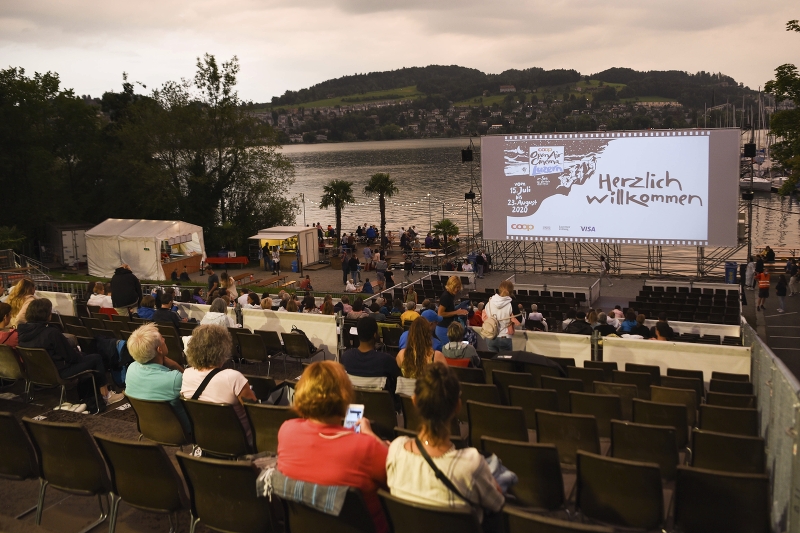 Juli - August: eine der wenigen Veranstaltungen diesen Sommer: das Open-Air-Kino. Bild: Lamija Beciragic