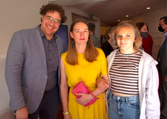 «Es wäre toll, bald wieder einmal hier zu singen», sagte der international sehr gefragte Luzern Tenor Mauro Peter mit Floor Tanner und Matilda Lanz (rechts).