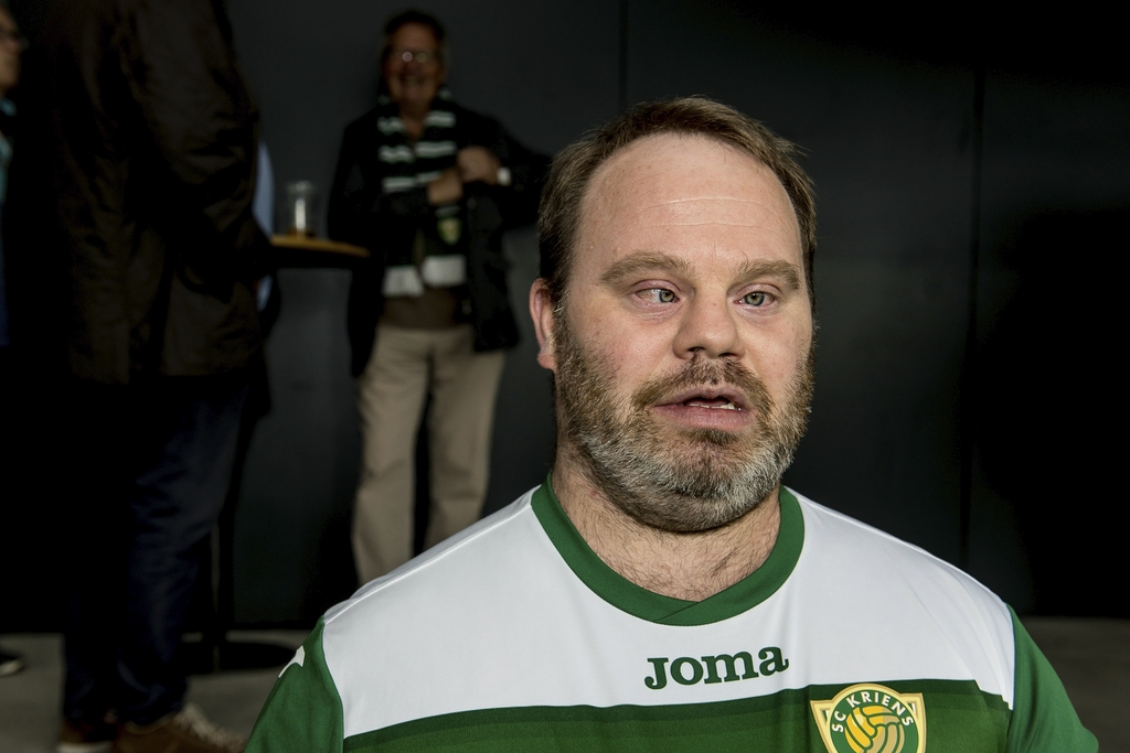 Olivier Gisler gilt als grösster SCK-Fan und freute sich, vor Ort das Spiel im Kleinfeld zu sehen.
