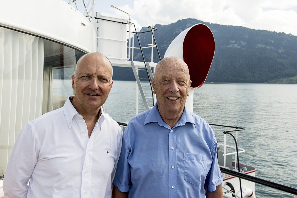 Der ehemalige Chefmaschinist des Dampfschiffs Stadt Luzern, Heimo Haas, genoss zusammen mit Marie-Theres Eggermann die Fahrt als Gast.