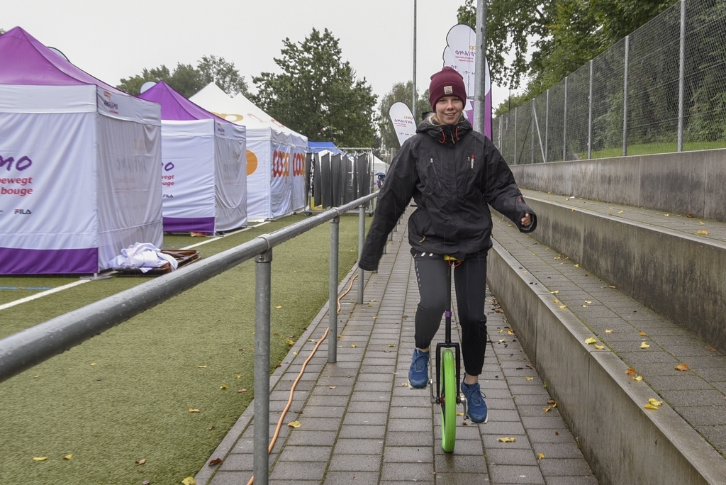 «Zum Glück sind die Einräder wetterfest», freute sich Emilia Bertoldo von dem Einrad Club Emmenbrücke. Sie fährt seit fünf Jahren Einrad.
