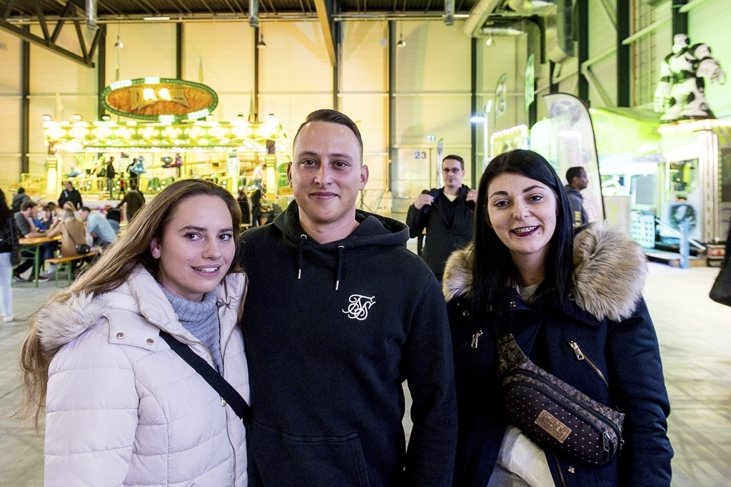 Laura Aufdermauer (links), Samuel Strebel und Michelle Schwegler vermisste die verschiedenen Verkaufsstände von der Määs.