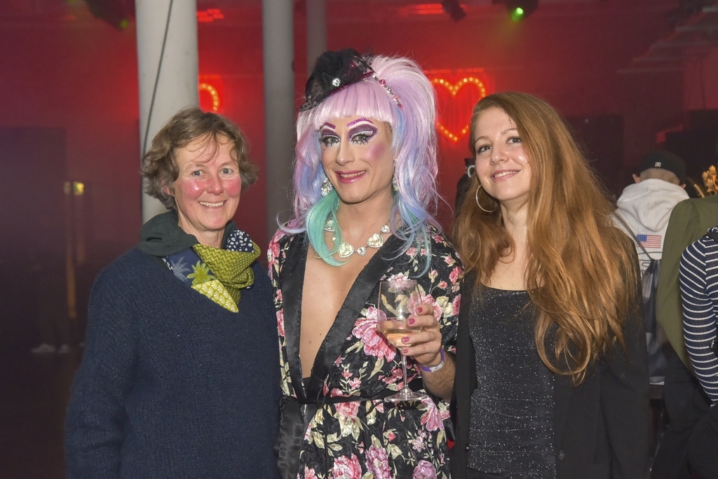 Karin Schulz, Vio la Cornuta und Stephanie Hollinger (v. l.) finden die Atmosphäre sehr warm, herzlich und sehr inklusiv.
